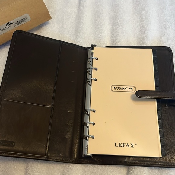 Vintage Coach New with Box Brown soft Leather phone book - Picture 2 of 16